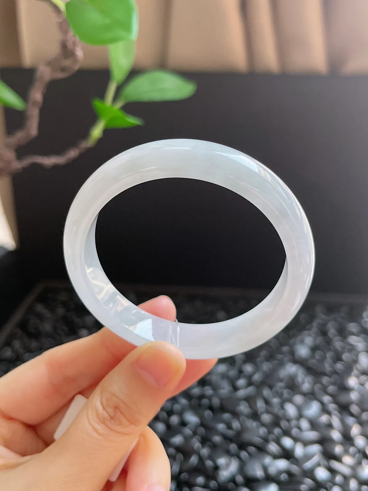 正圈52圈口，翡翠冰糯种白色手镯