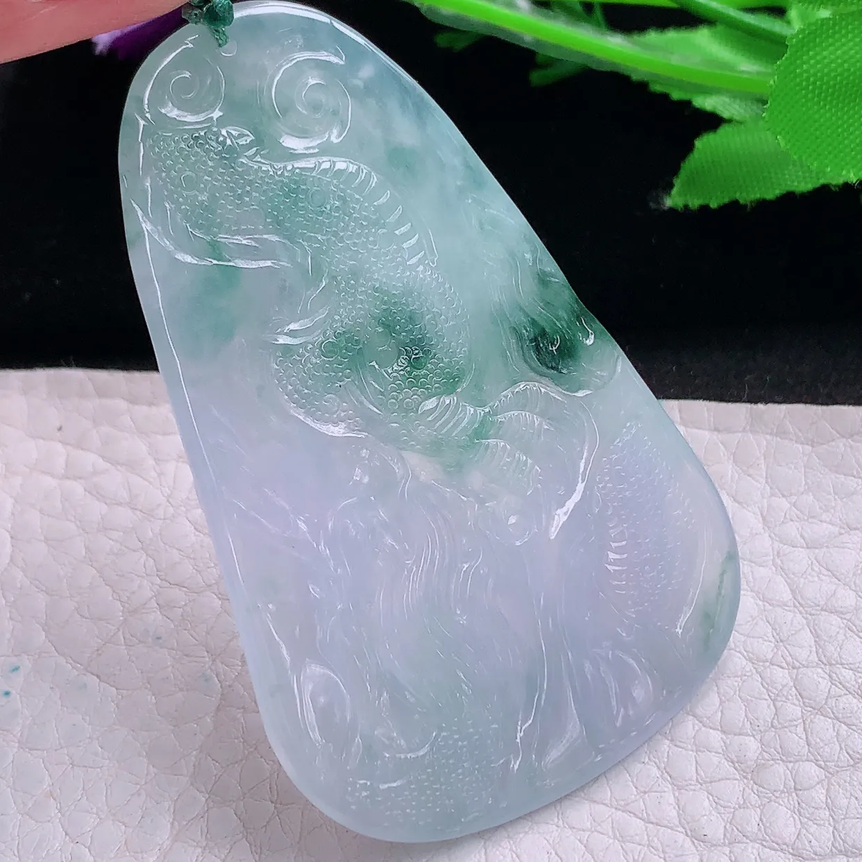 yn实拍66.6*42.5*5.5缅甸翡翠精雕御龙观音 玉观音玉项坠 玉挂件