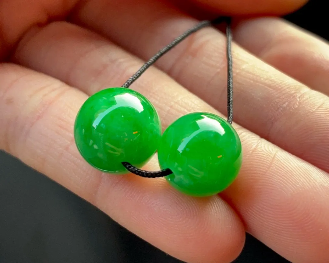 ️ 绿珠藏山水，莹润如露，翠色倾城
尺寸11.3/12