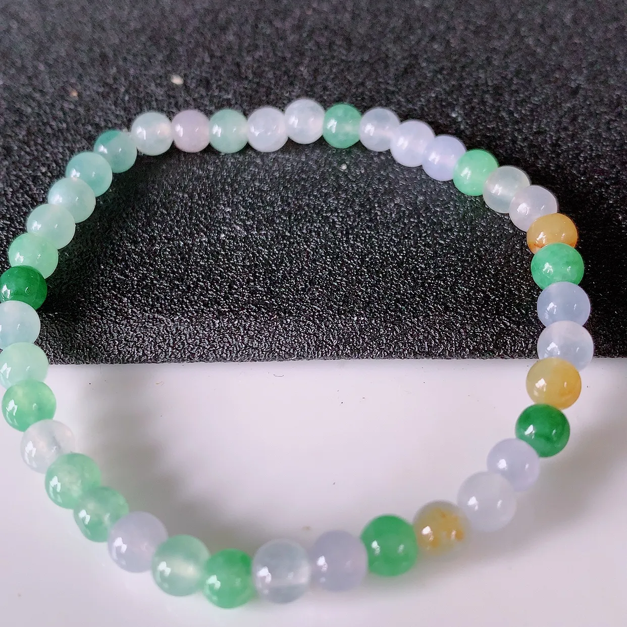 自然光实拍，冰种多宝翡翠手链，多彩翡翠手串，颜色丰富，料子细腻，高档大气， 自戴送礼佳品！#1.30取一尺寸4.8