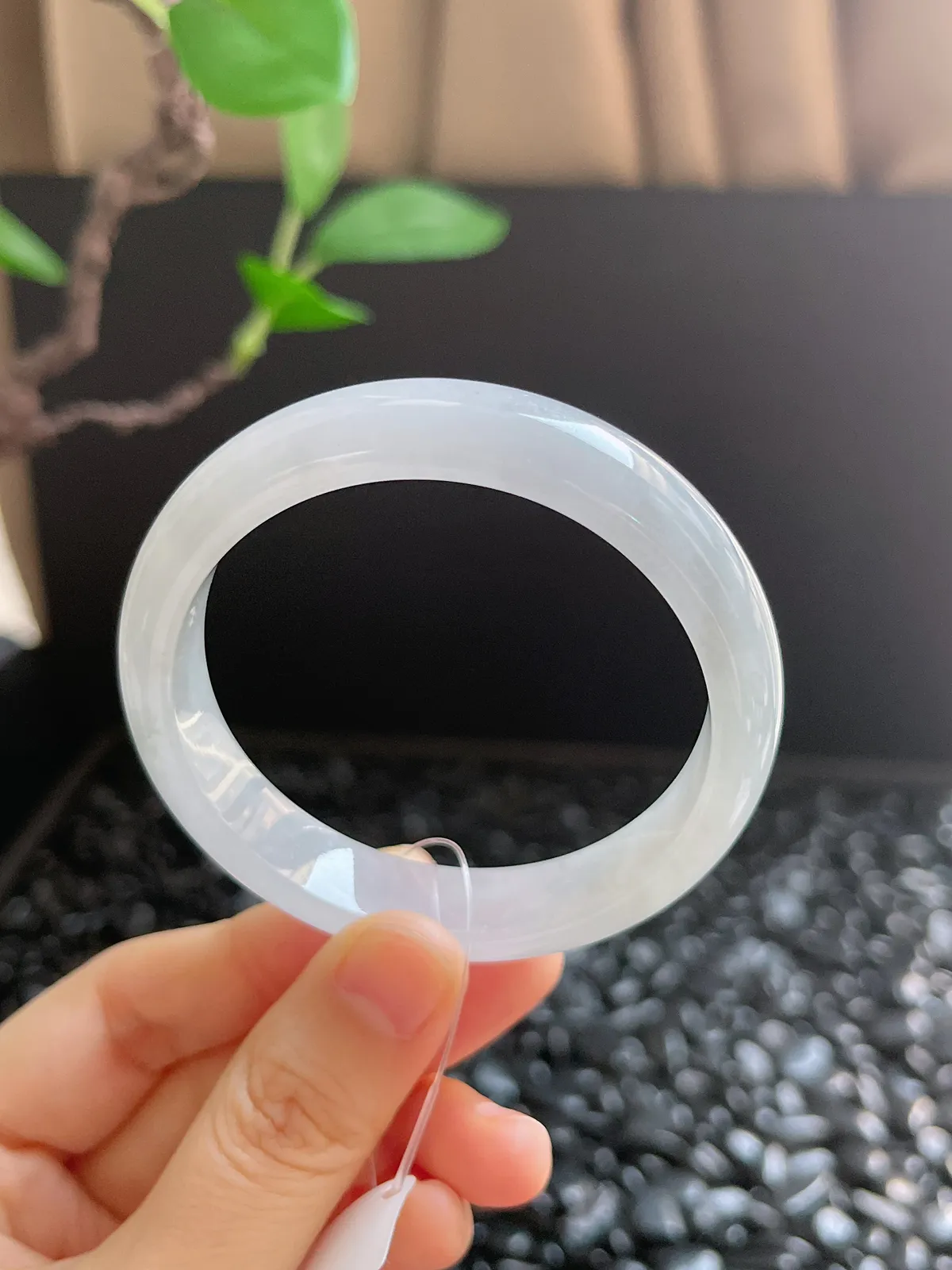 正圈52圈口，翡翠冰糯种白色手镯