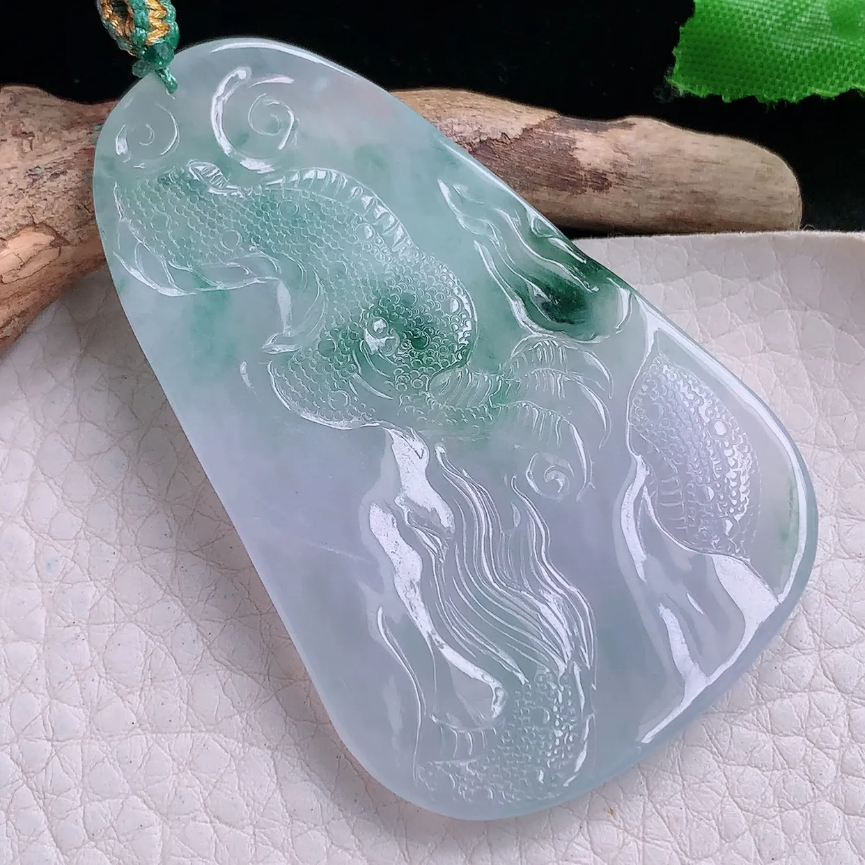 yn实拍66.6*42.5*5.5缅甸翡翠精雕御龙观音 玉观音玉项坠 玉挂件