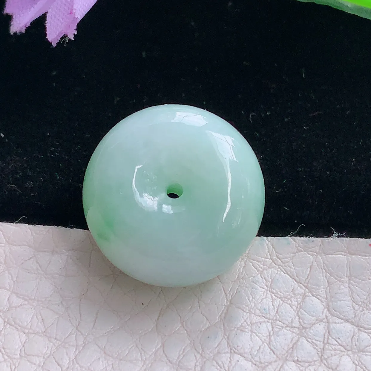 py实拍20.2*11.6缅甸翡翠精雕水润飘绿路路通 财运亨通玉项坠 玉挂件