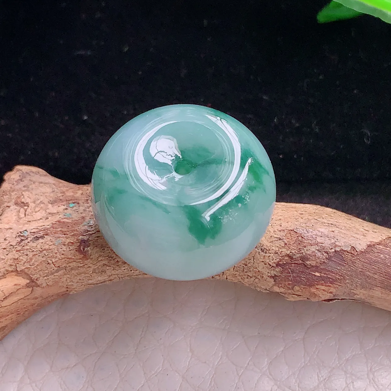 yn实拍21*12.3缅甸翡翠精雕冰飘花路路通 财运亨通玉项坠 玉挂件