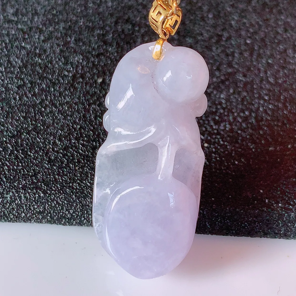 18k金镶嵌冰润紫罗兰翡翠玉兰花吊坠，款式新颖时尚，日常百搭的款。清秀高雅，佩戴优雅高贵！#41.2