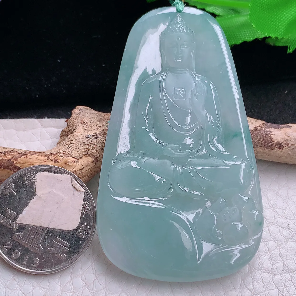 yn实拍65.8*38.3*5.6缅甸翡翠精雕晴水蓝韵大日如来玉项坠 玉挂件