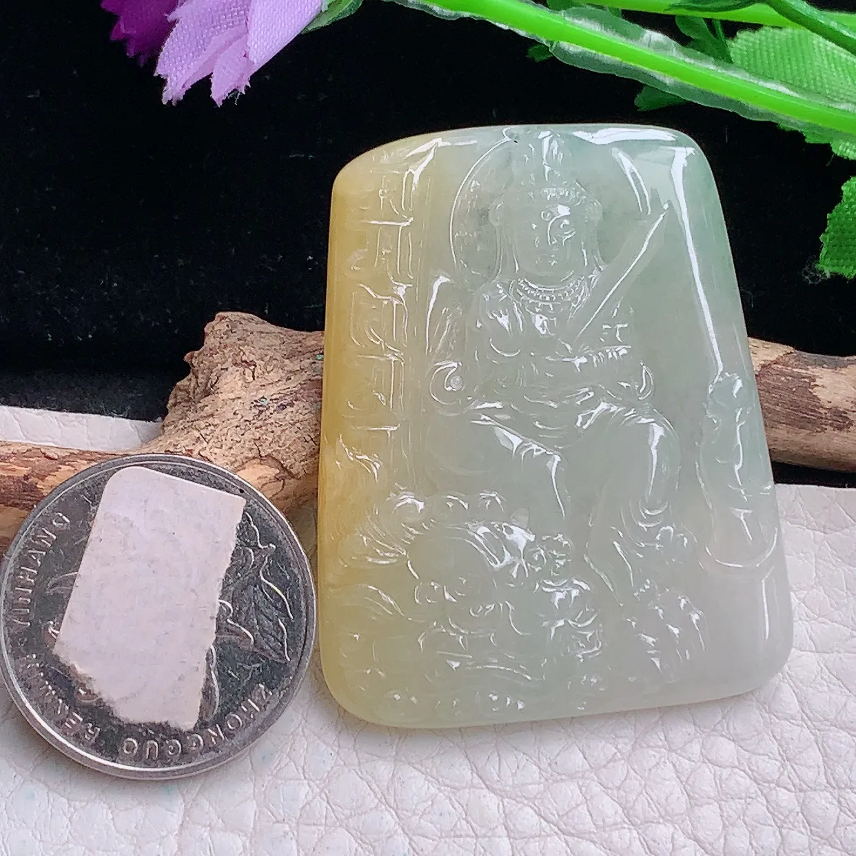 yn实拍46.5*37*4.2缅甸翡翠精雕冰双彩文殊菩萨 生肖守护神玉项坠 玉挂件