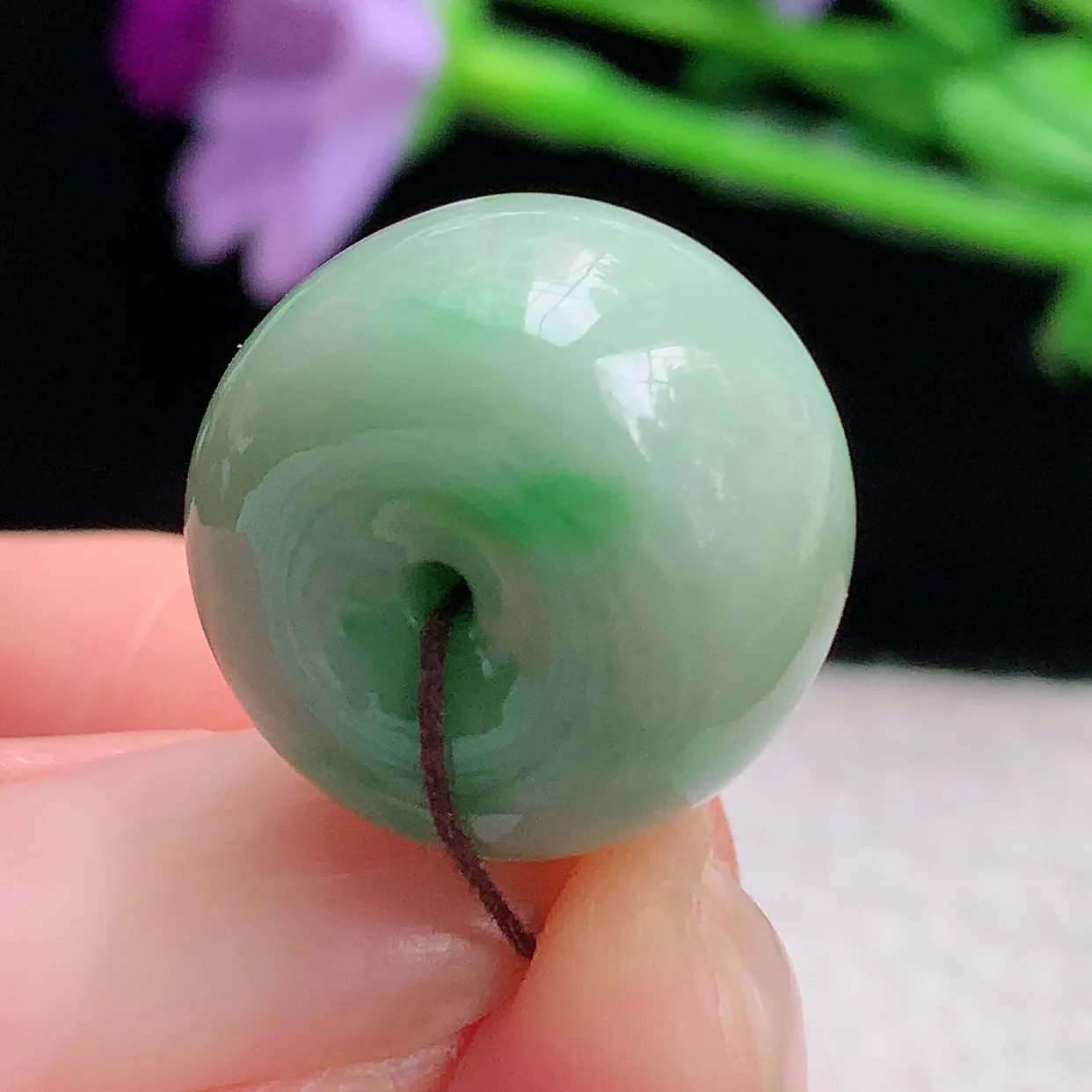 py实拍18.8*12.8缅甸翡翠精雕辣绿路路通 转运珠吊坠 财运亨通玉项坠 玉挂件