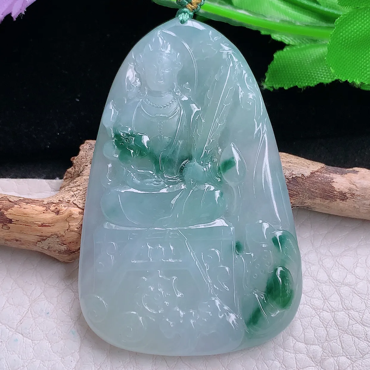 yn实拍63*41.2*5.6缅甸翡翠精雕冰飘花虚空藏 生肖守护神玉项坠 玉挂件