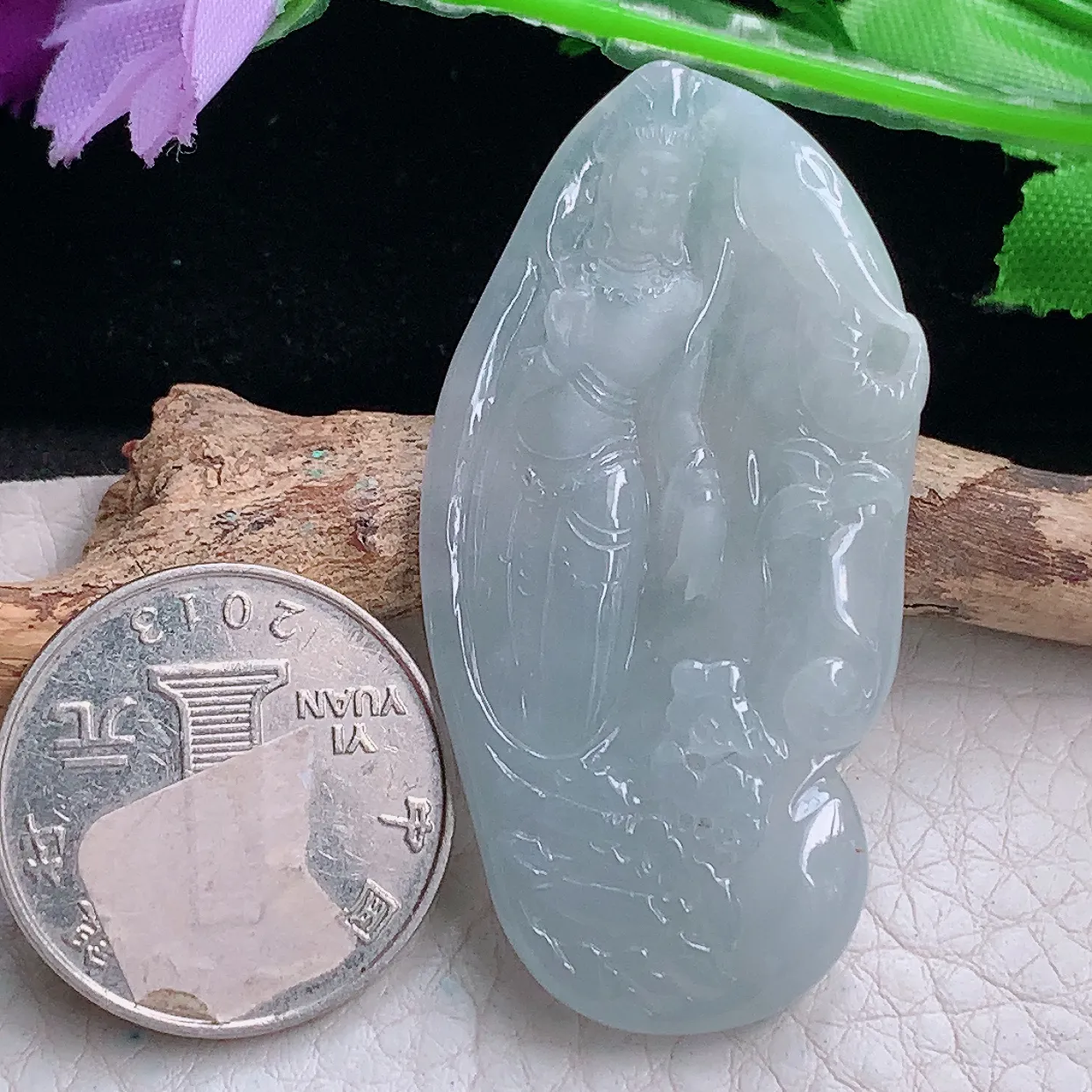 py实拍52*25.2*4.8缅甸翡翠精雕蓝韵立体普贤菩萨玉项坠 玉挂件