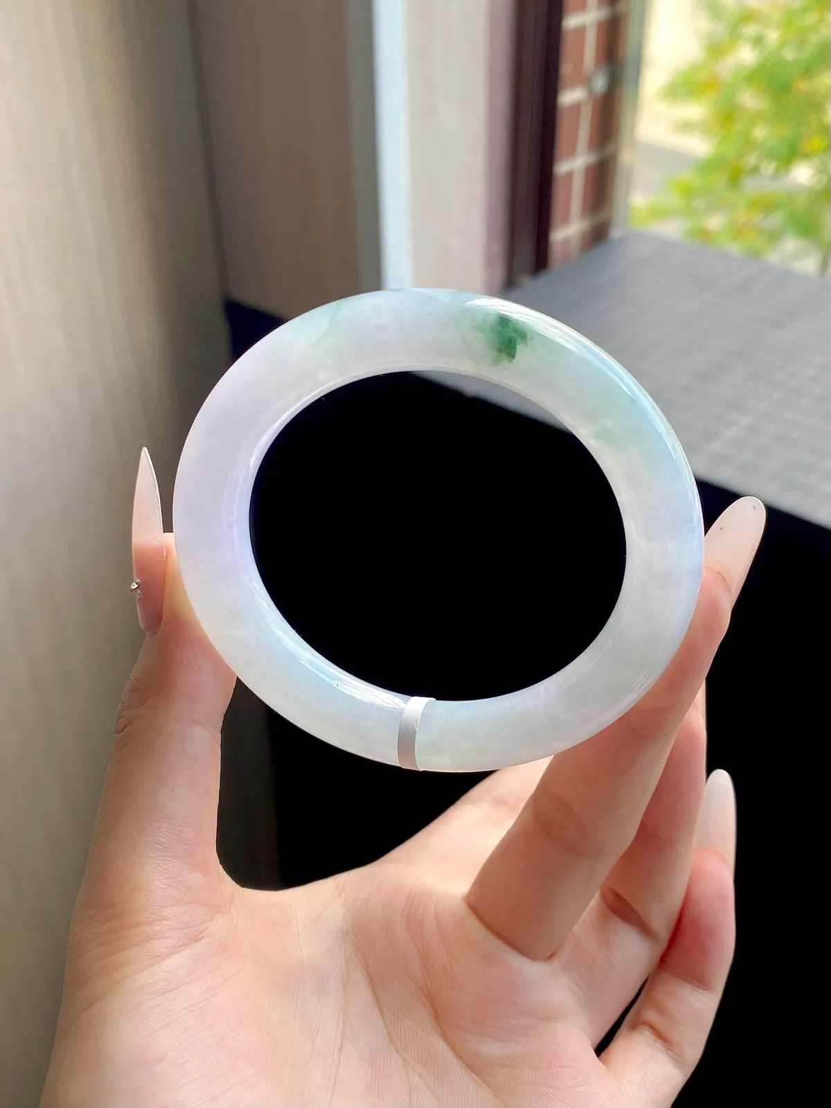 圆镯57圈口，翡翠冰糯种绿飘花手镯