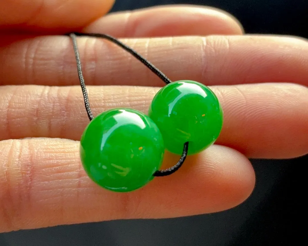 ️ 绿珠藏山水，莹润如露，翠色倾城
尺寸11.3/12