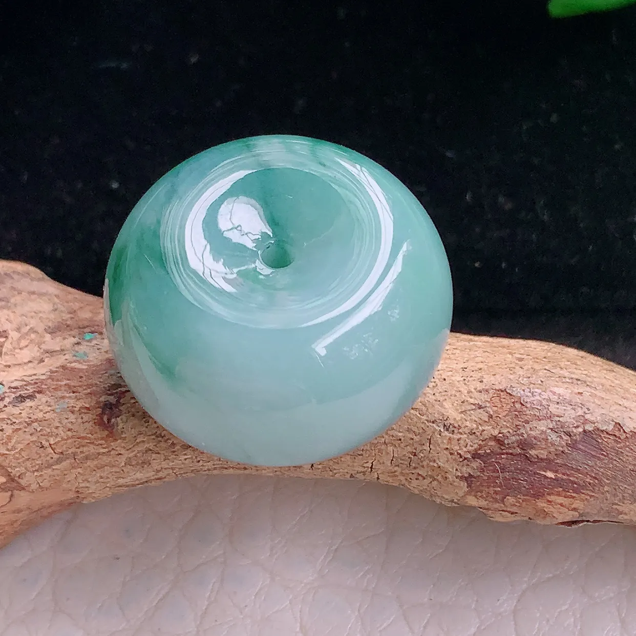 yn实拍21*12.3缅甸翡翠精雕冰飘花路路通 财运亨通玉项坠 玉挂件