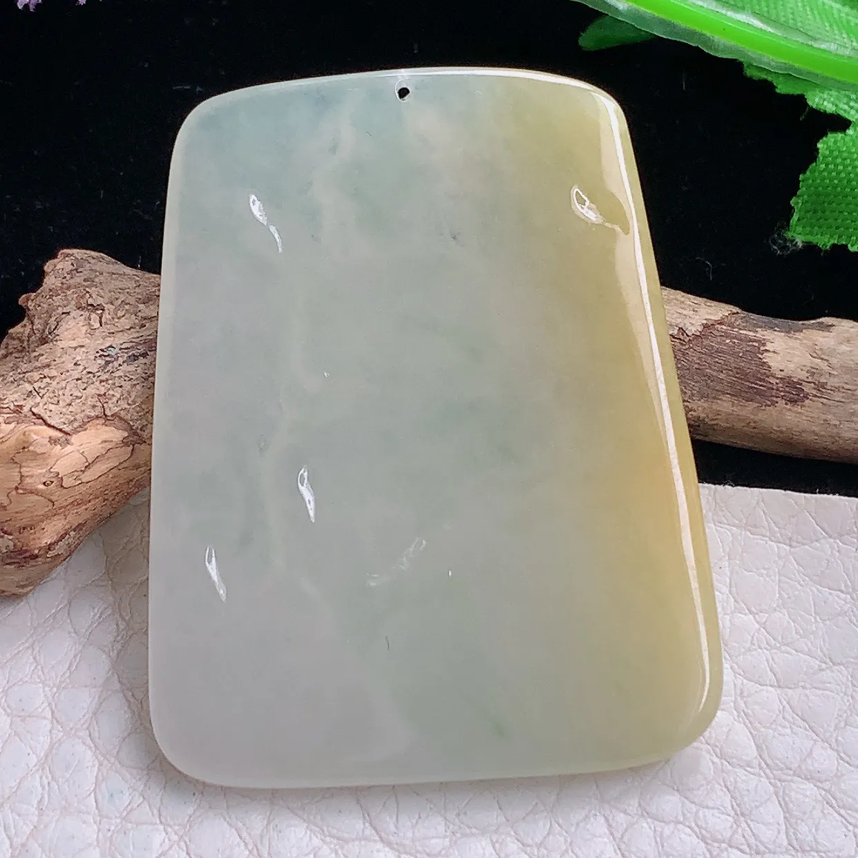 yn实拍46.5*37*4.2缅甸翡翠精雕冰双彩文殊菩萨 生肖守护神玉项坠 玉挂件