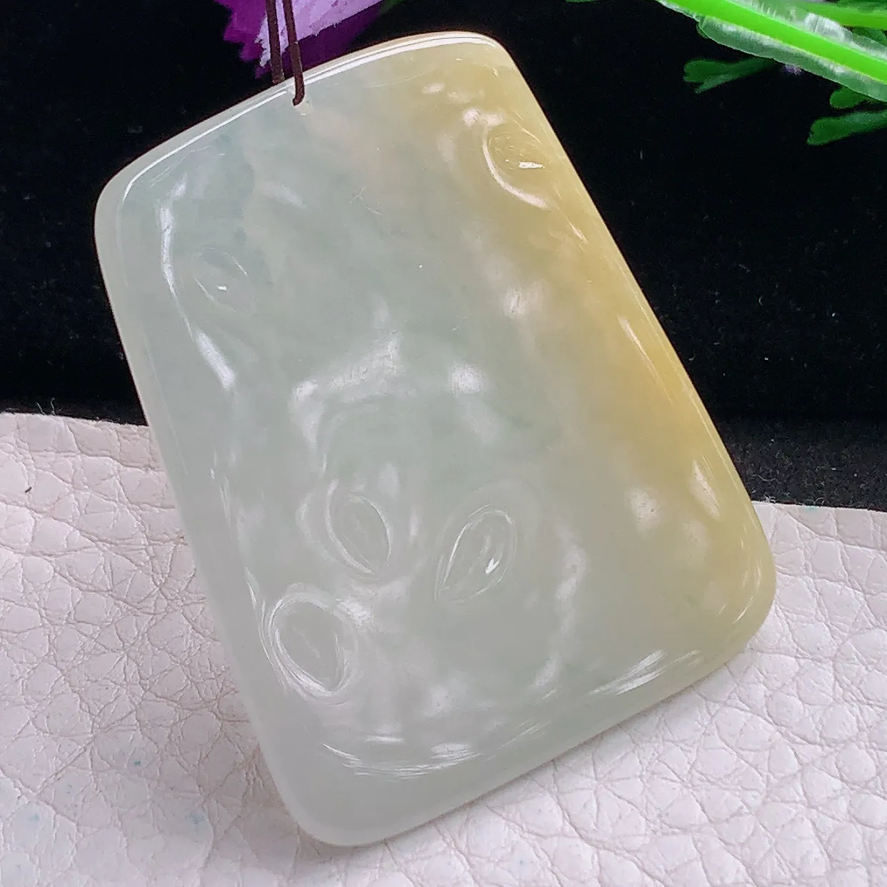 yn实拍46.5*37*4.2缅甸翡翠精雕冰双彩文殊菩萨 生肖守护神玉项坠 玉挂件