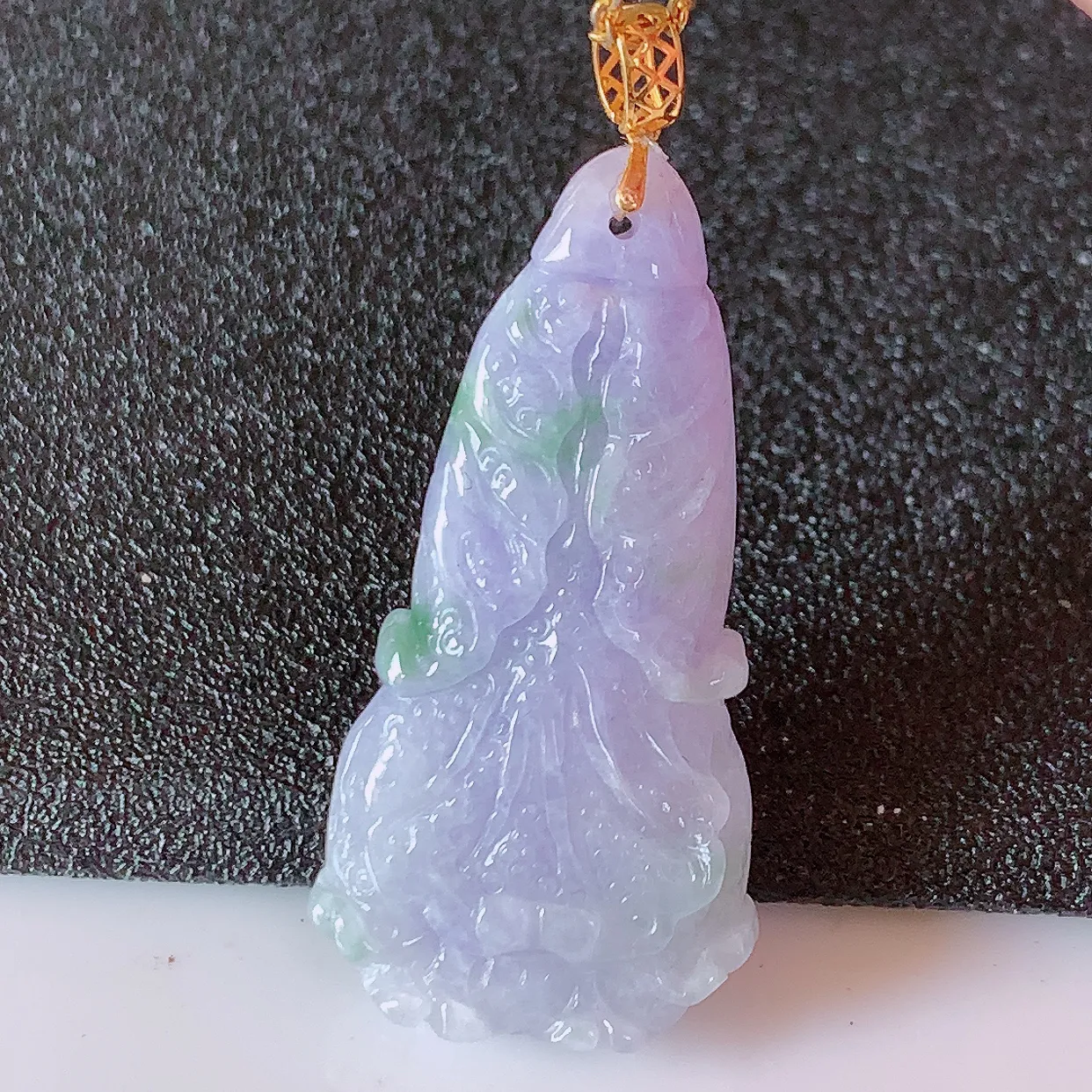 18K金镶嵌紫罗兰飘花翡翠招百财白菜吊坠，百财聚来，财源滚滚，色泽鲜艳，精工水润的白菜，性价比高！#1.2