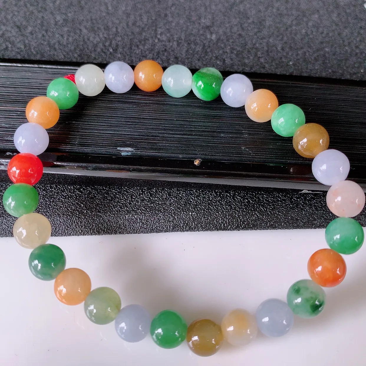 自然光实拍，冰多宝翡翠手链，多彩翡翠手串，颜色丰富，料子细腻，高档大气， 自戴送礼佳品！#46.30取一尺寸6.8