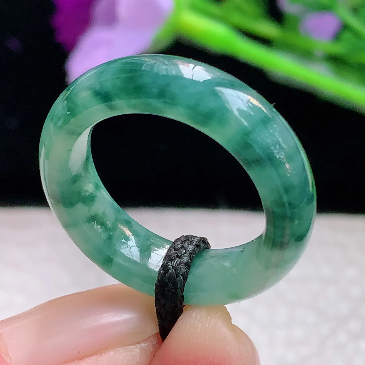 lz实拍17.8*6.2*4缅甸翡翠精雕冰飘花17.8mm内径指环 玉戒指