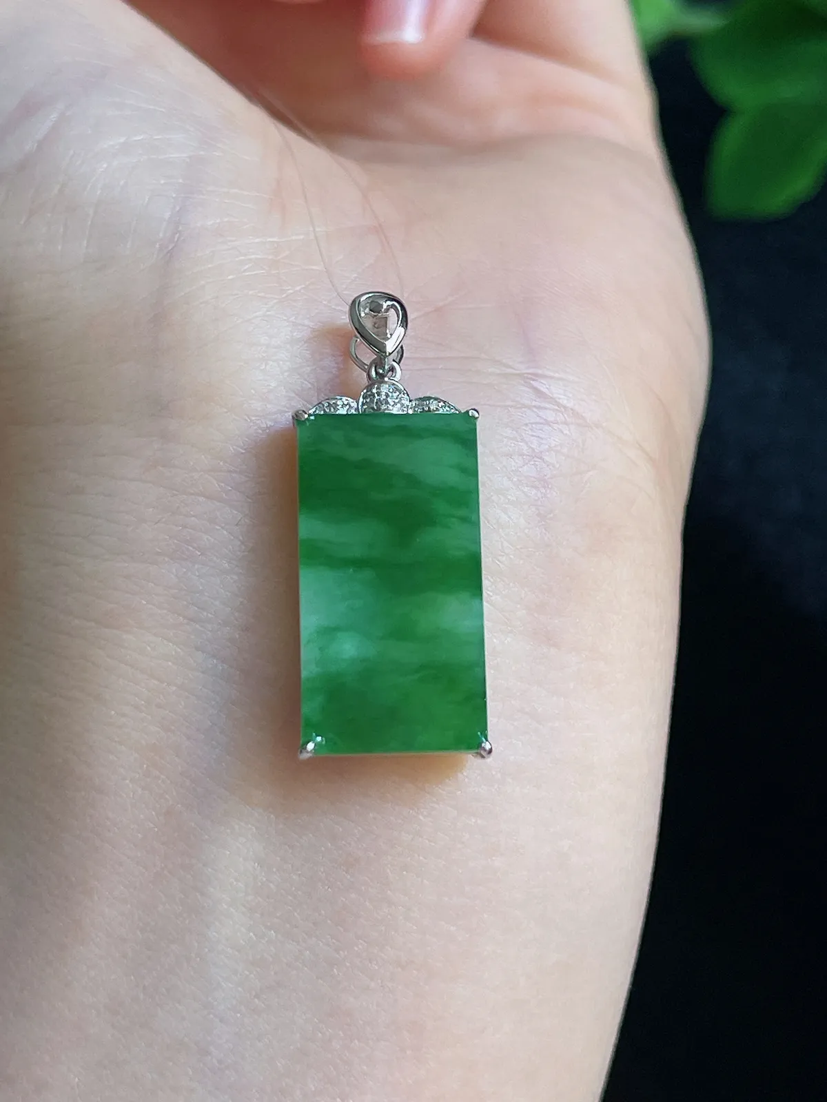 18k金翡翠冰糯种绿色无事牌