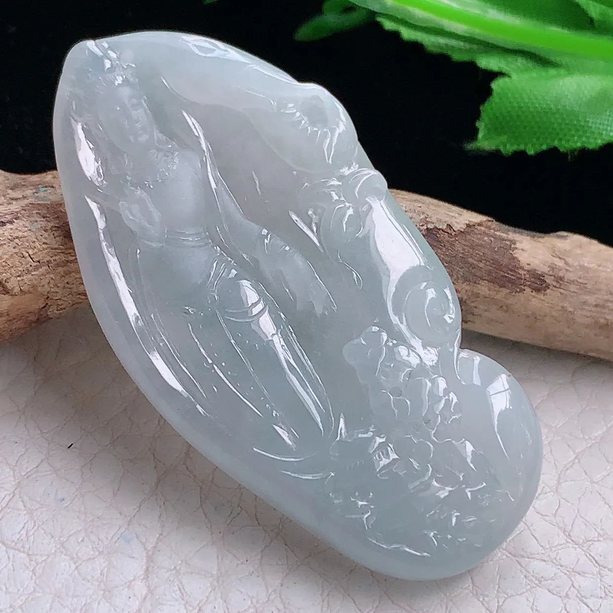 py实拍52*25.2*4.8缅甸翡翠精雕蓝韵立体普贤菩萨玉项坠 玉挂件