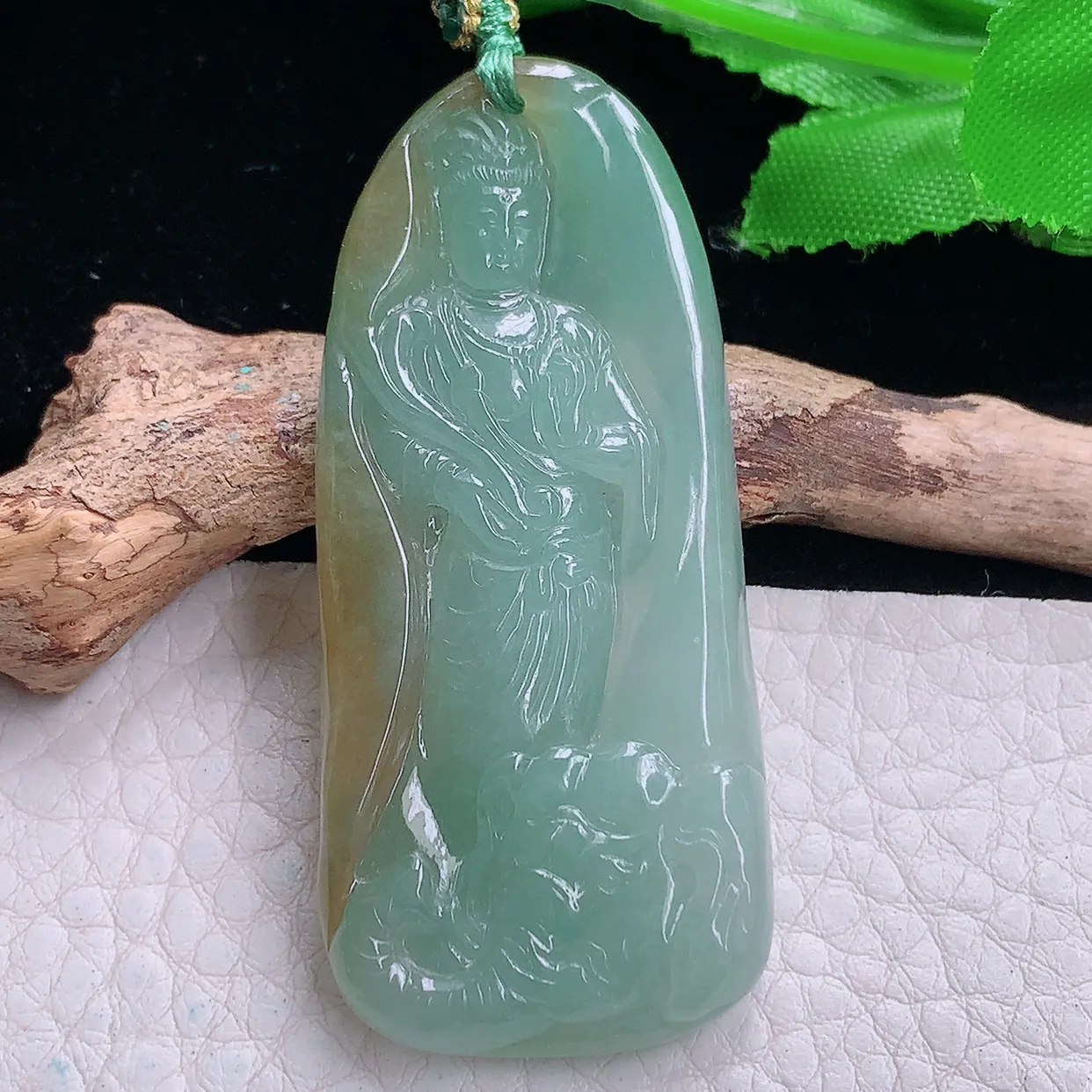 yn实拍57.8*26*5.8缅甸翡翠精雕冰双彩立体普贤菩萨 生肖守护神玉项坠 玉挂件