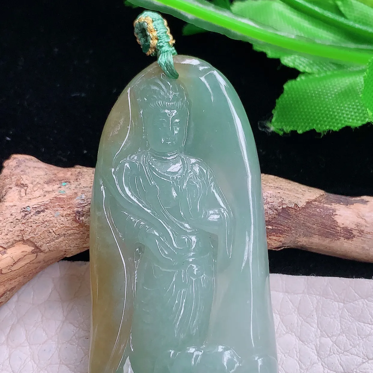yn实拍57.8*26*5.8缅甸翡翠精雕冰双彩立体普贤菩萨 生肖守护神玉项坠 玉挂件