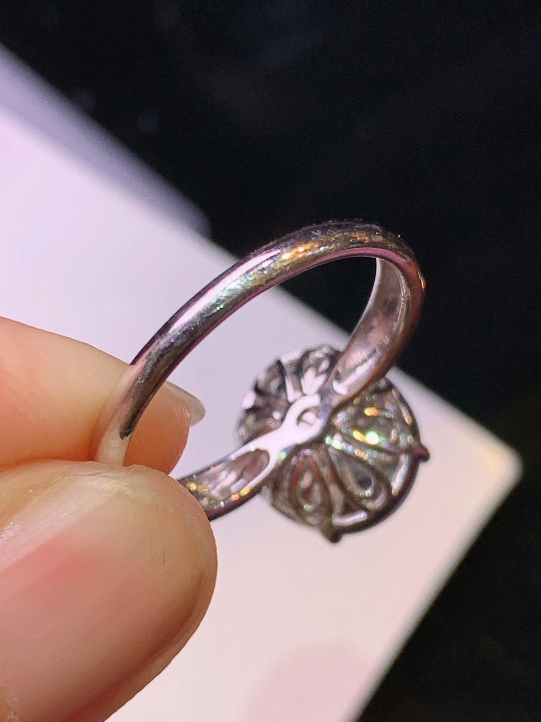 18k金钻镶嵌紫罗兰蛋面戒指 玉质细腻 色泽清新艳丽 圈口14.5 整体尺寸11.2*10*8.2