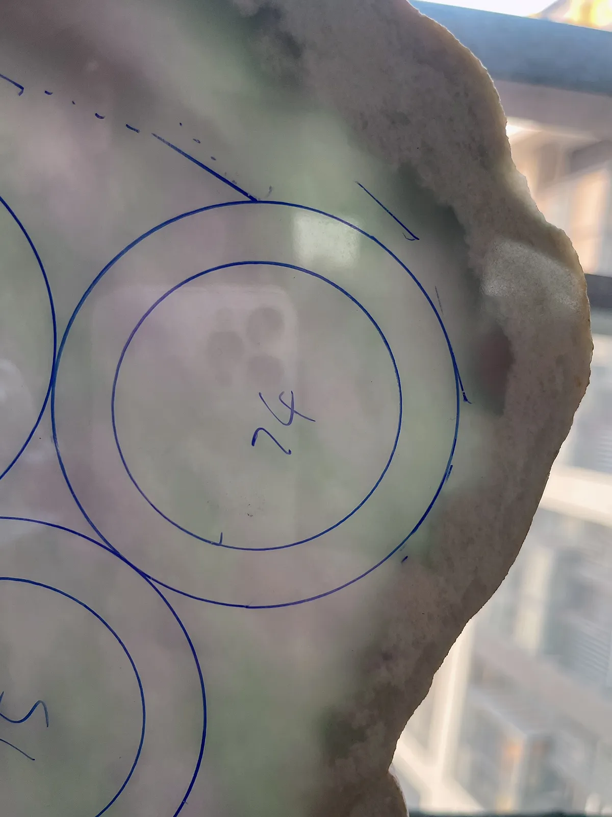 翡翠板料，⭕️正圈最大做58，圆条最大做54