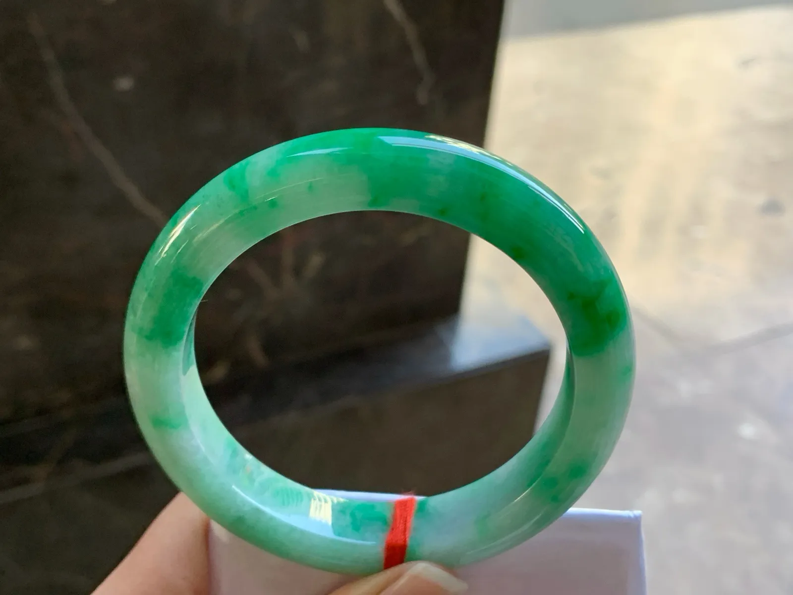 60-12.4-10

辣绿色手镯^_^鲜艳