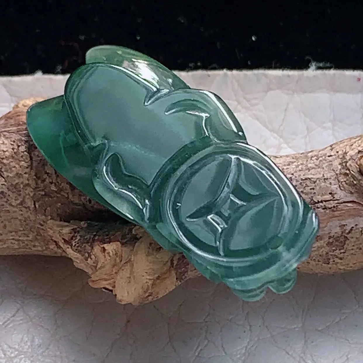 ajj实拍30.5*12.3*6.2翡翠精雕冰蓝一鸣惊人 蝉玉项坠 玉挂件