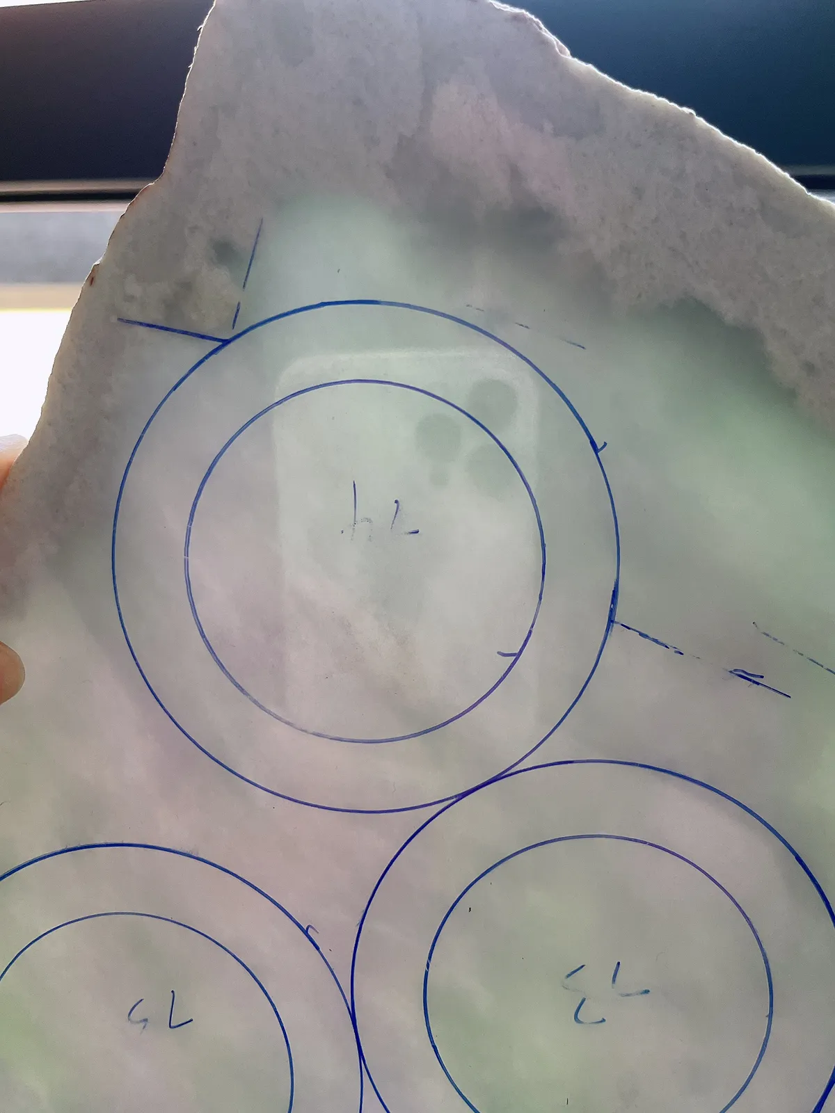 翡翠板料，⭕️正圈最大做58，圆条最大做54