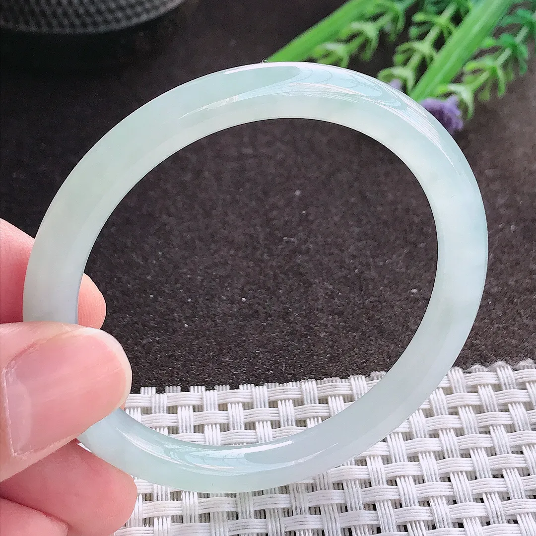 实拍A货翡翠52.5/6.6/7.2老坑冰透果冻胶冰晴圆条手镯细条玉镯手环