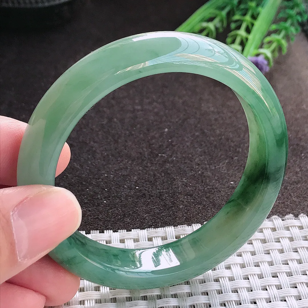 实拍A货翡翠54.5/13.3/8老坑冰胶水灵飘花手镯宽边玉镯手环