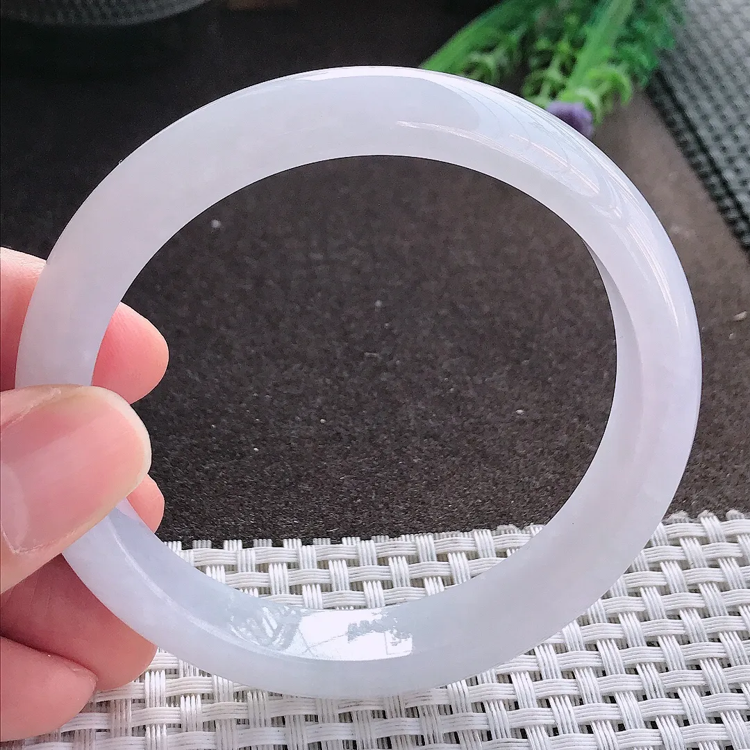 实拍A货翡翠61/12.2/8.1老坑冰透起胶大圈口飘花手镯宽边玉镯手环