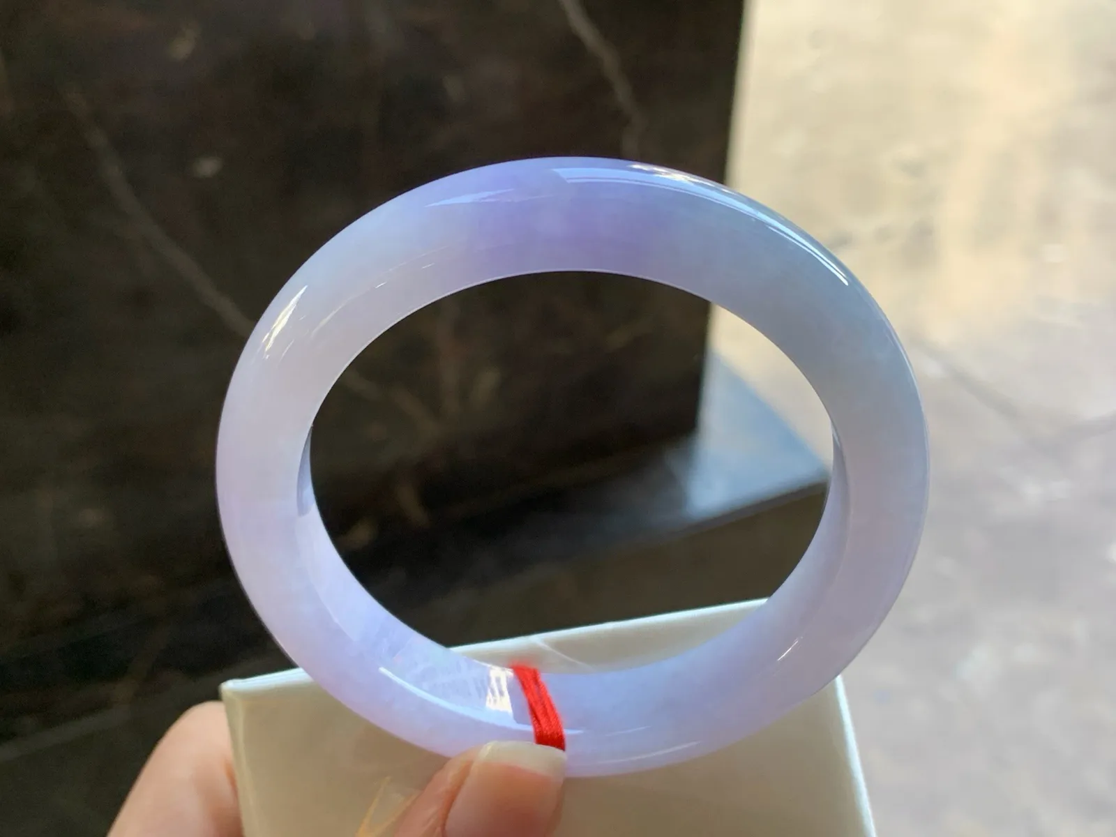 57.5-12.2-9.3

紫罗兰手镯^_^玉质温润 细腻 清新