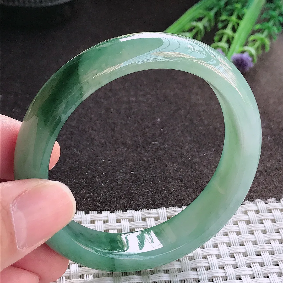 实拍A货翡翠54.5/13.3/8老坑冰胶水灵飘花手镯宽边玉镯手环