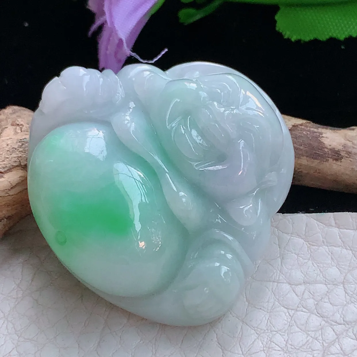 zen实拍39*41.8*12.5缅甸翡翠春带彩佛公 弥勒佛玉挂件 毛衣坠