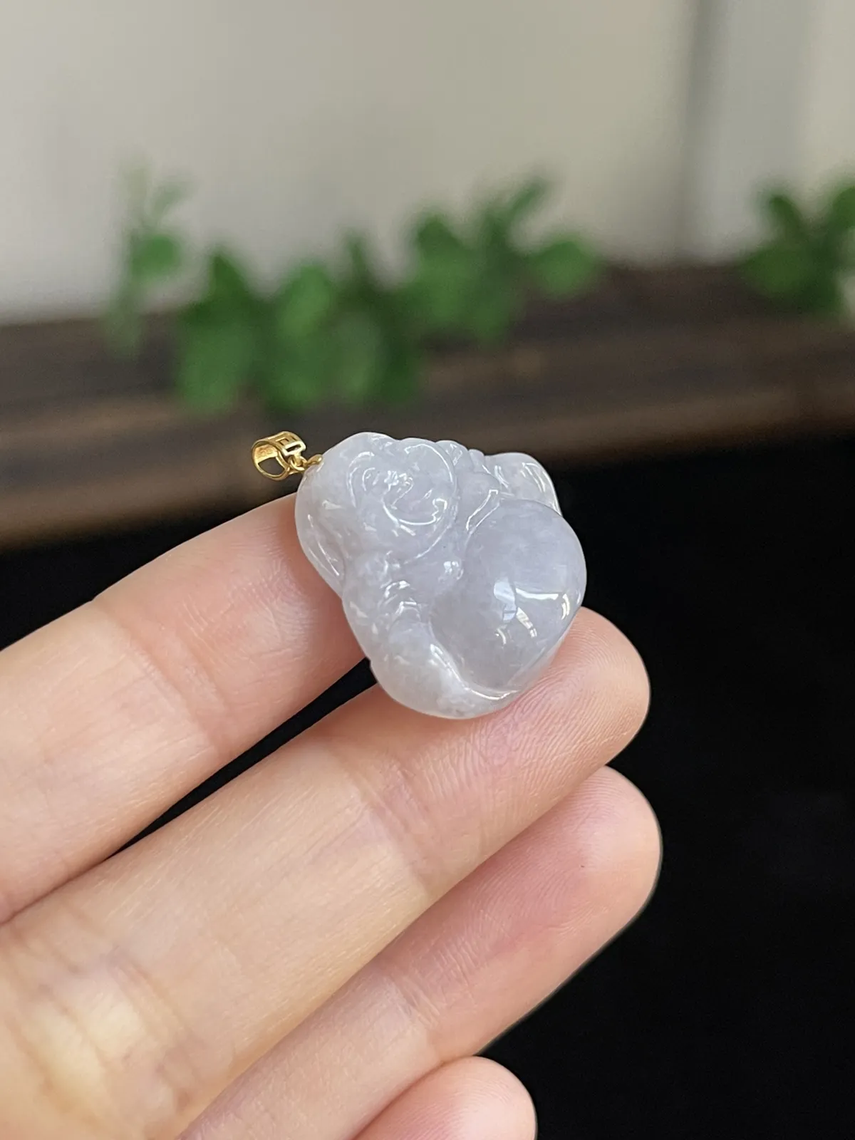 翡翠吊坠，印记：G18K