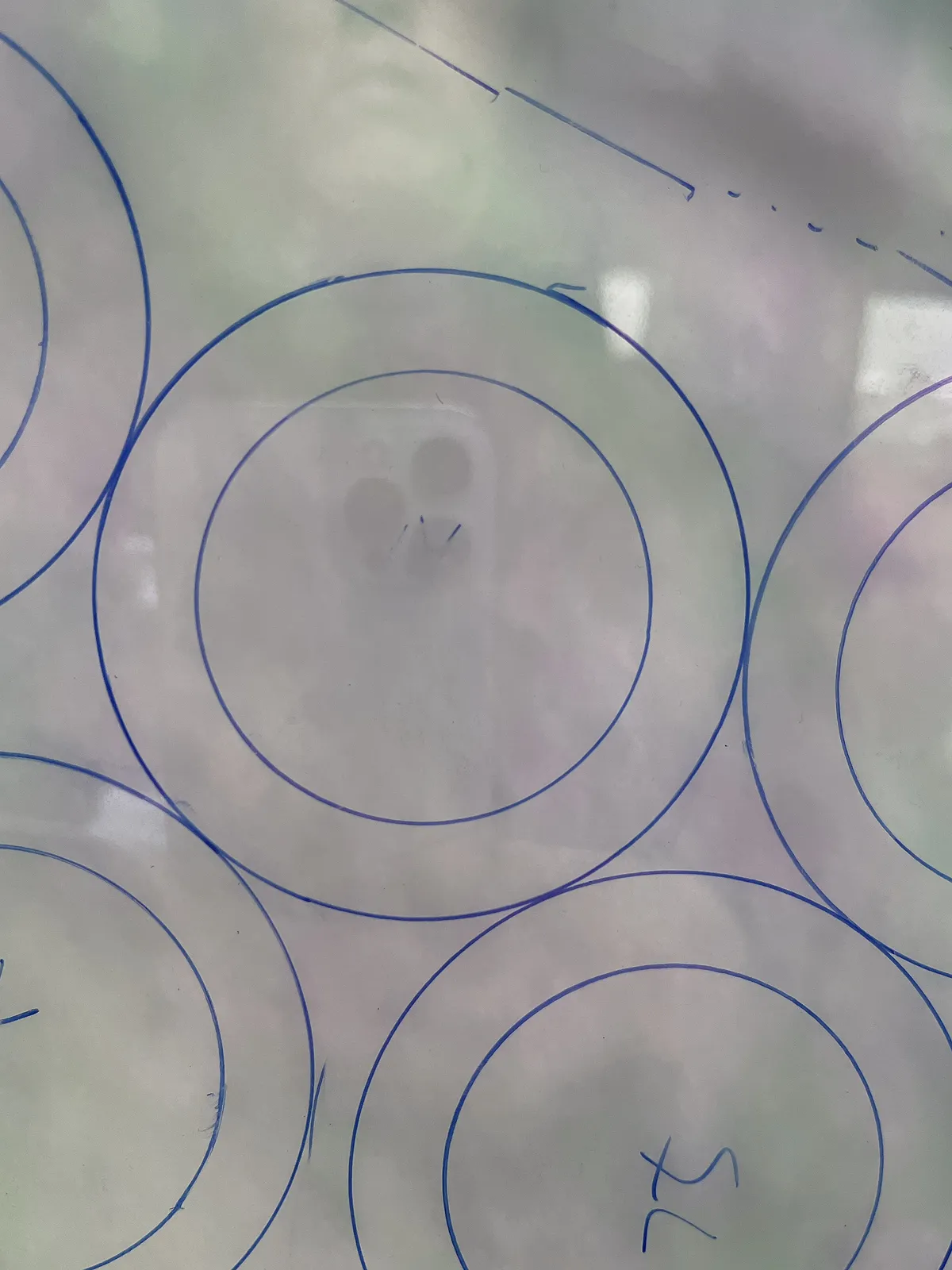 翡翠板料，⭕️正圈最大做57，圆条最大做53