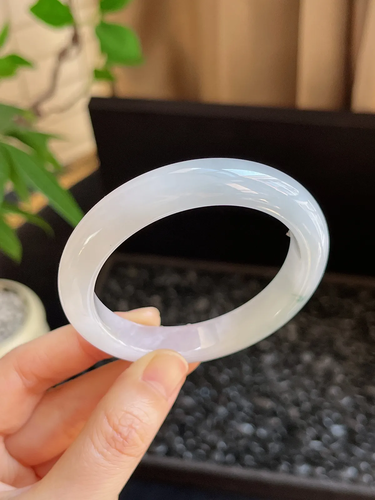 正圈53圈口，翡翠冰糯种白色手镯