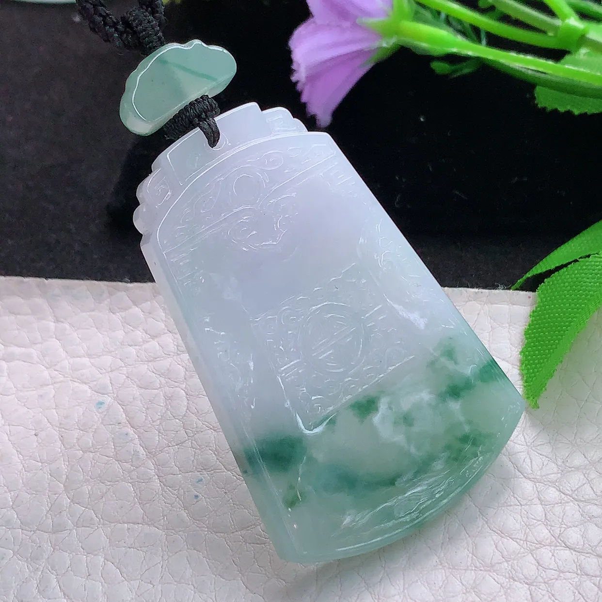 yl实拍54*35.5*6.6缅甸翡翠精雕冰飘花怀古雕平安无事牌玉项坠 玉挂件