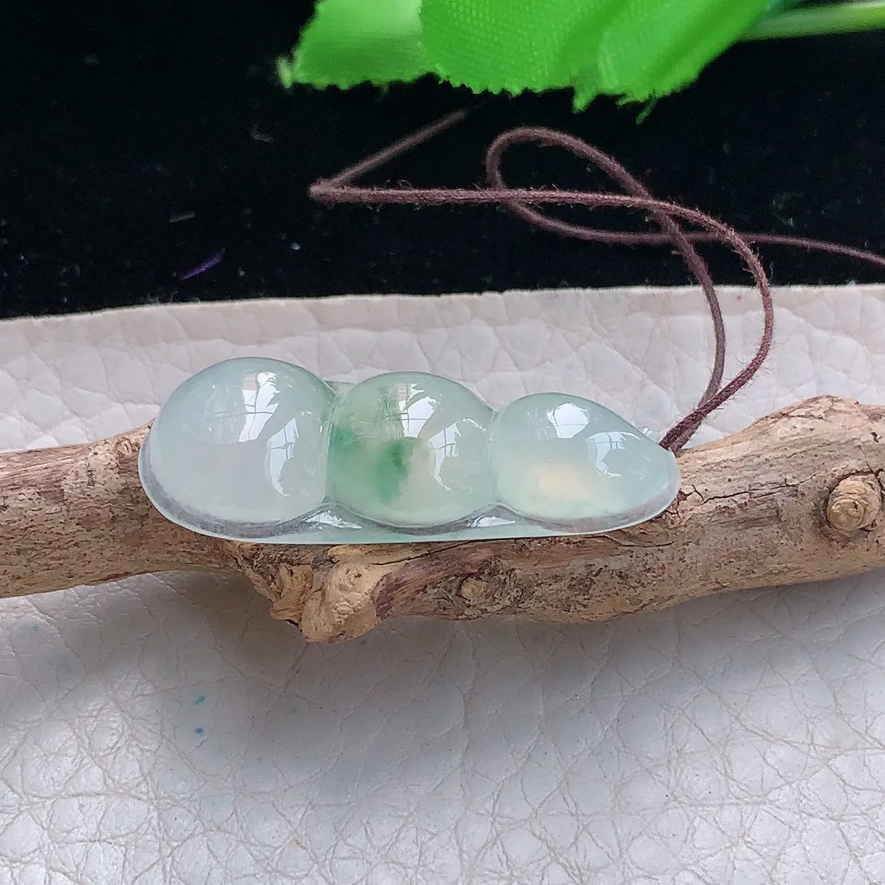 ajj实拍35.8*16.2*5.8缅甸翡翠冰飘花四季豆吊坠 平安福豆玉坠