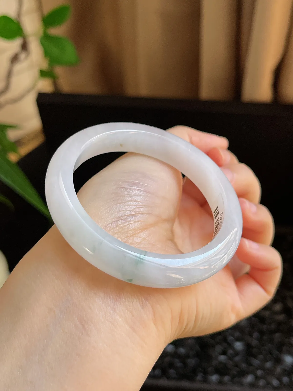 正圈53圈口，翡翠冰糯种白色手镯