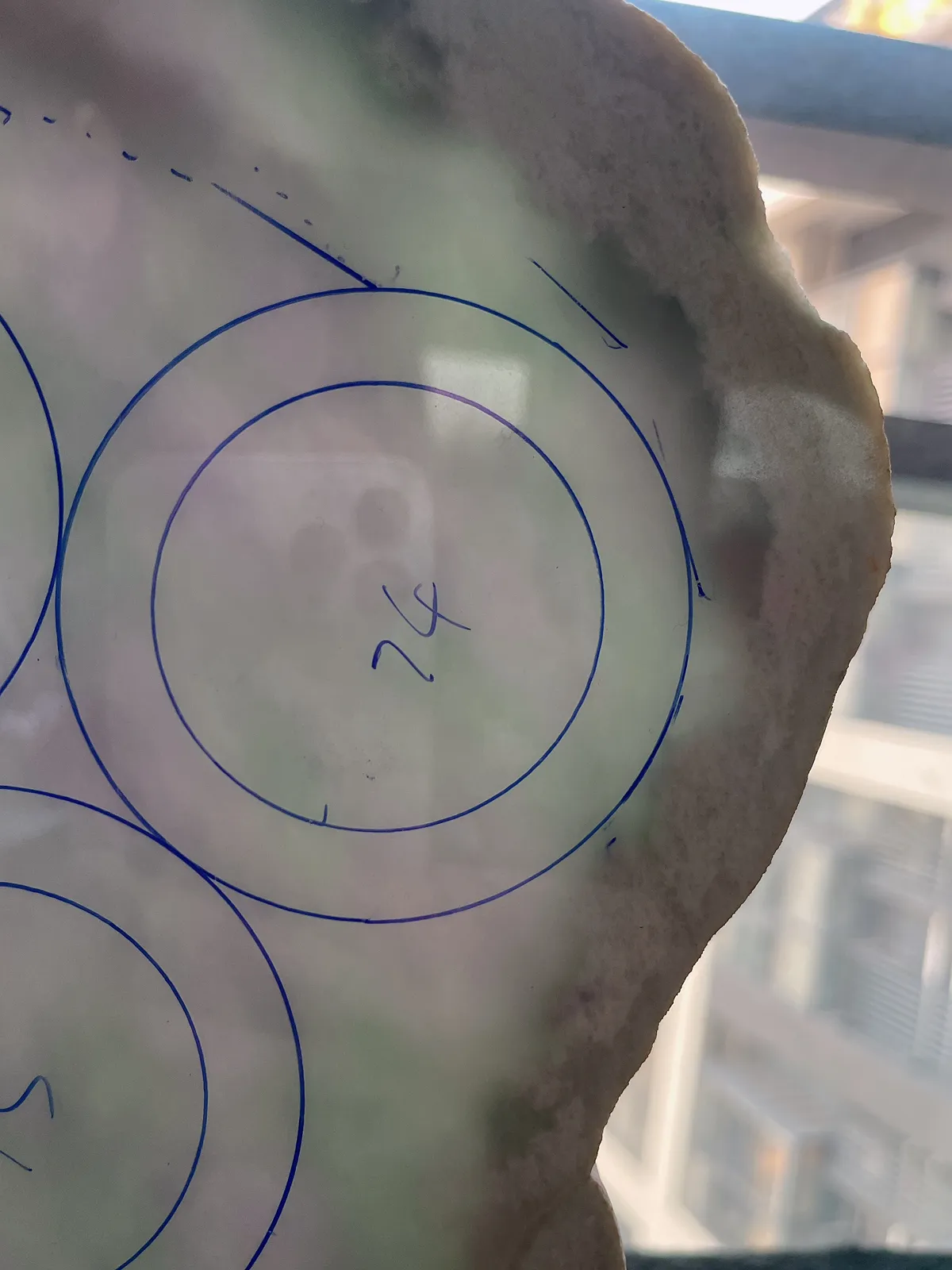 翡翠板料，⭕️正圈最大做58，圆条最大做54