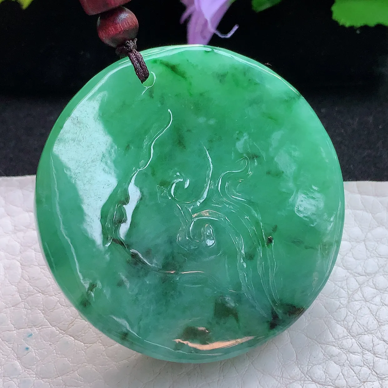 zen实拍48.8*12缅甸翡翠辣绿瑞兽麒麟玉挂件 毛衣坠