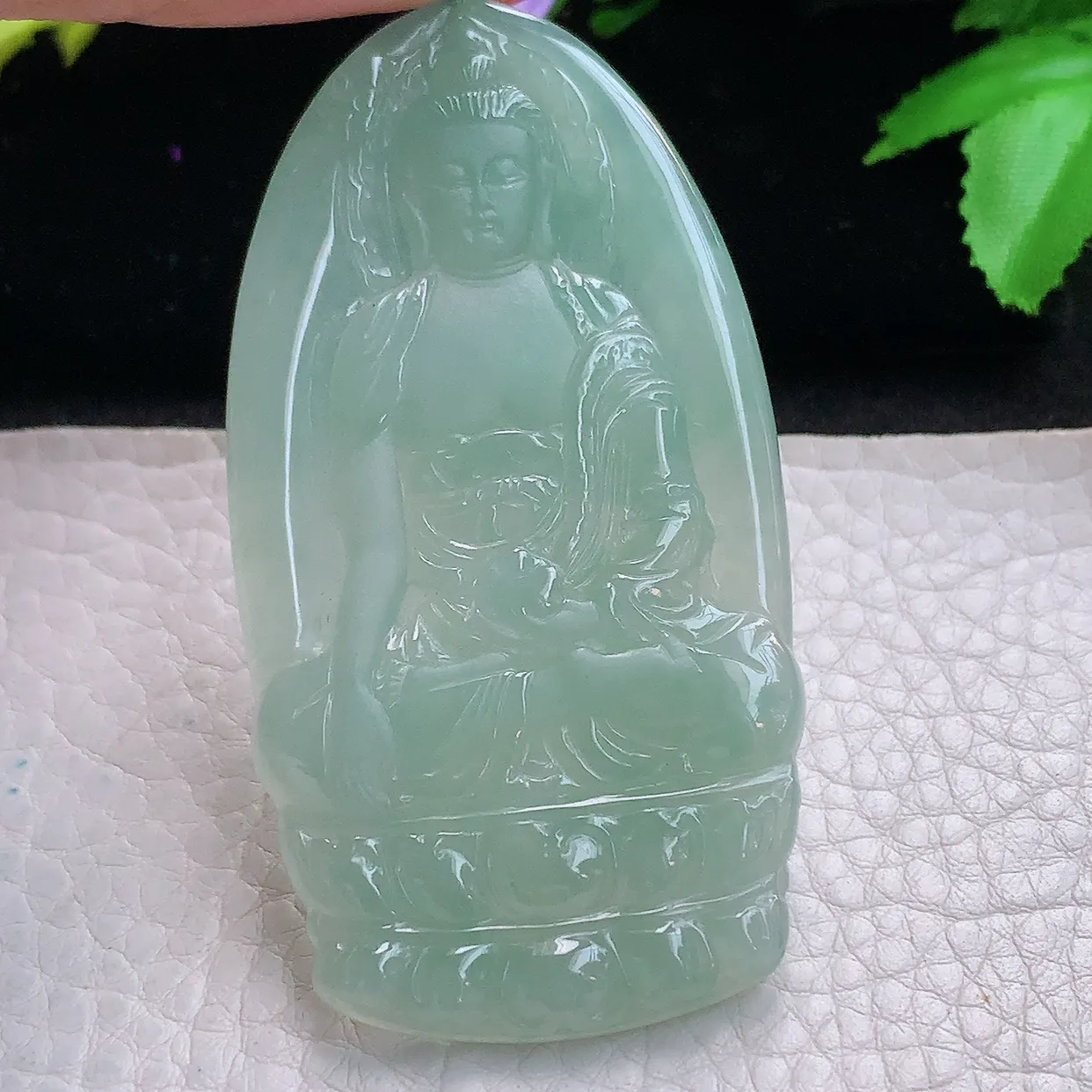 yn实拍72*37*4.8缅甸翡翠精雕冰晴观音菩萨 玉观音玉项坠 玉挂件