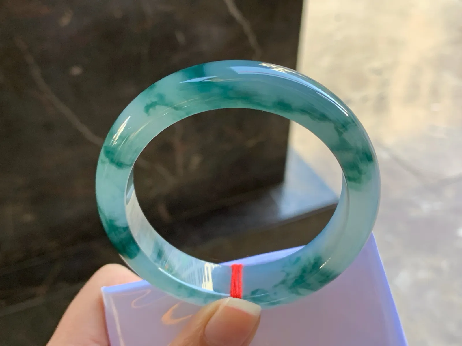 54-13.9-8.4

蓝花手镯^_^飘花浓郁 鲜艳