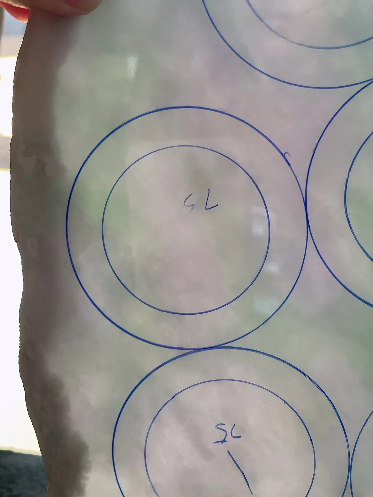 翡翠板料，⭕️正圈最大做57，圆条最大做53