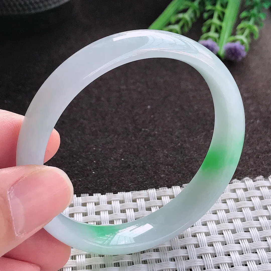 实拍A货翡翠54.8/12.3/6.3老坑精美冰润飘阳绿手镯宽边玉镯手环