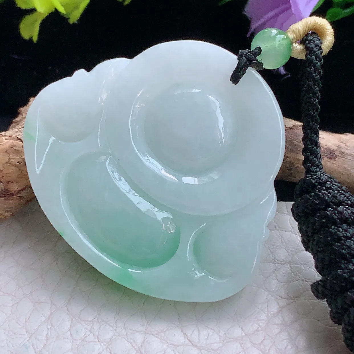 zen实拍39*43.5*10.8缅甸翡翠飘绿佛公 弥勒佛玉挂件 毛衣坠